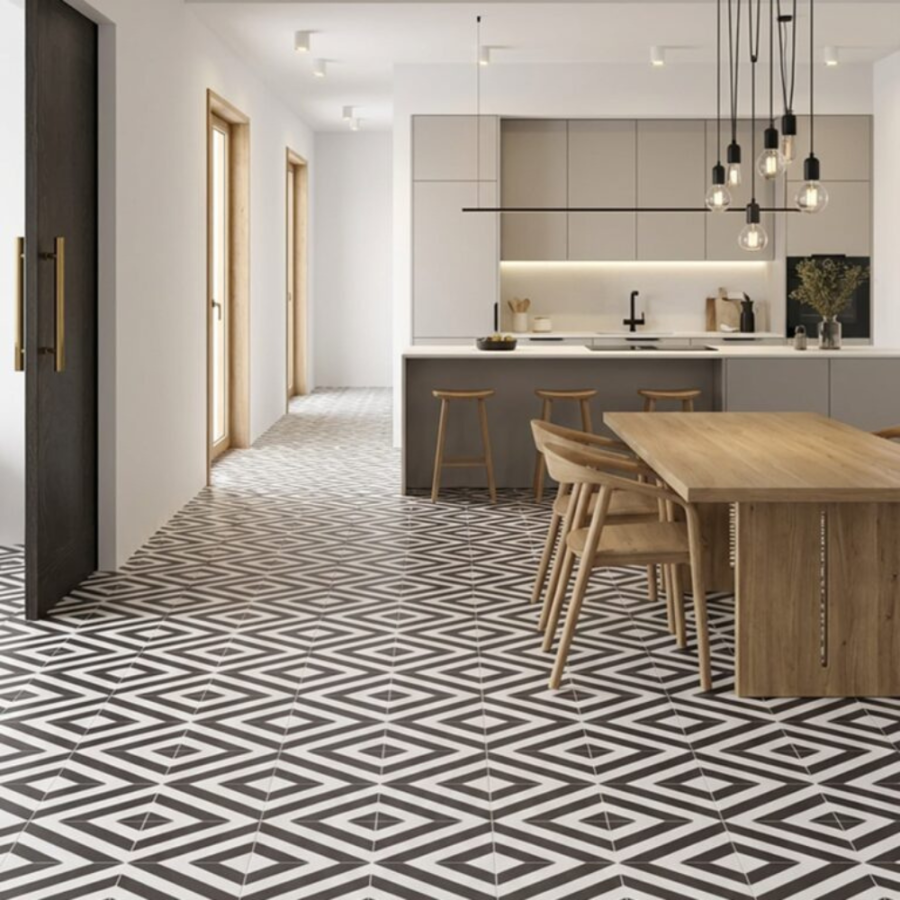 BLACK & WHITE PATTERN TILE