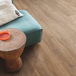 Kioner | SUELO LAMINADO QUICK STEP ELIGNA ROBLE RIVA MARRÓN